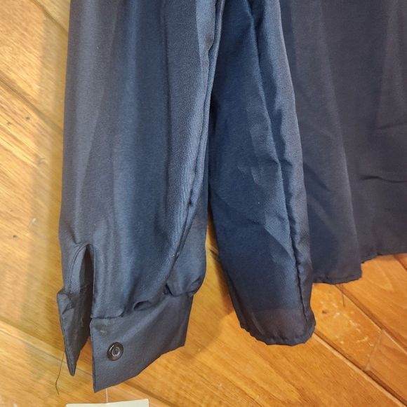 Rosebud II vintage black sheer large button down long sleeved shirt - Picture 2 of 13